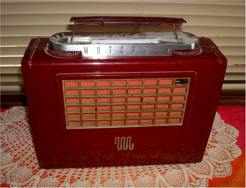 Motorola 52L2A Portable (1953)