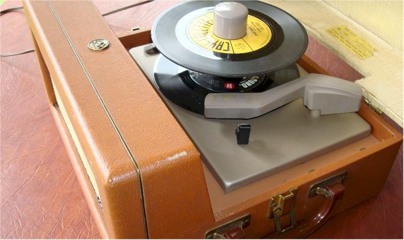 RCA 6EY-3A 45rpm Record Player (1956)
