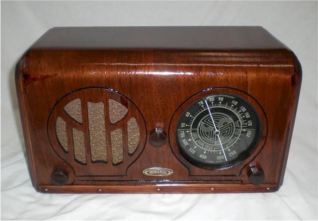 Monarch Radio (Ca 1935)