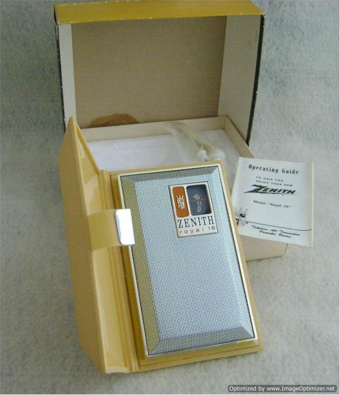 Zenith Royal 16 Transistor in Box (1968)