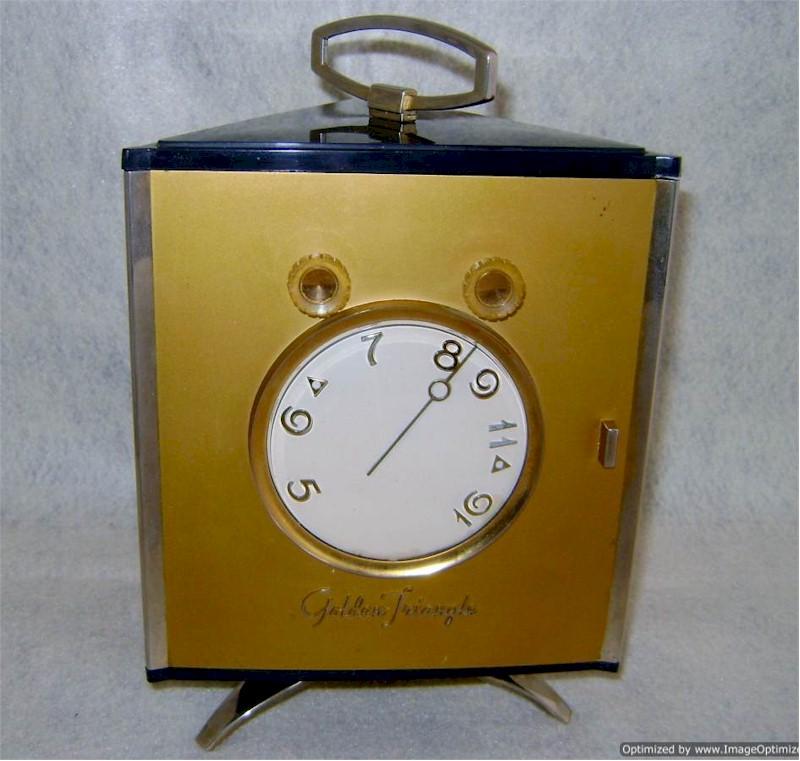 Zenith Royal 950 "Golden Triangle" Clock Radio (1959)