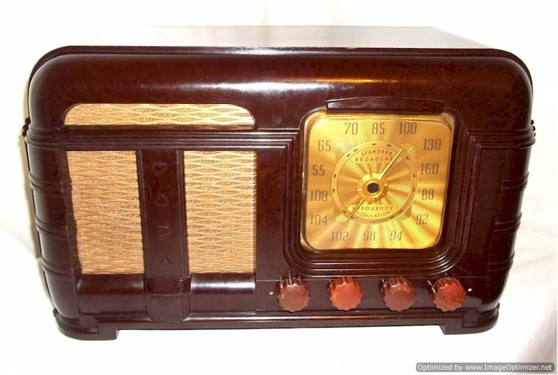 FADA 790 Series B AM/FM (1948)