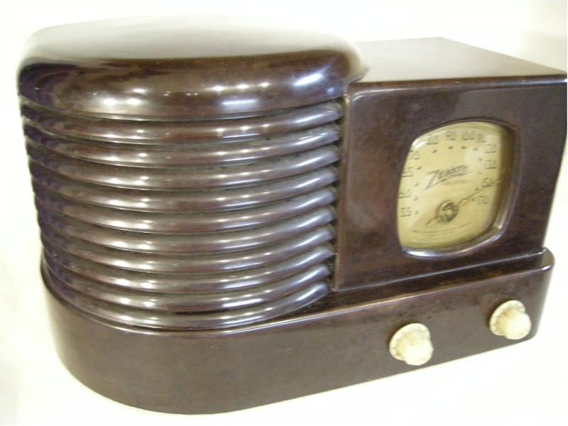 Zenith 4-K-310 "Pancake" Radio