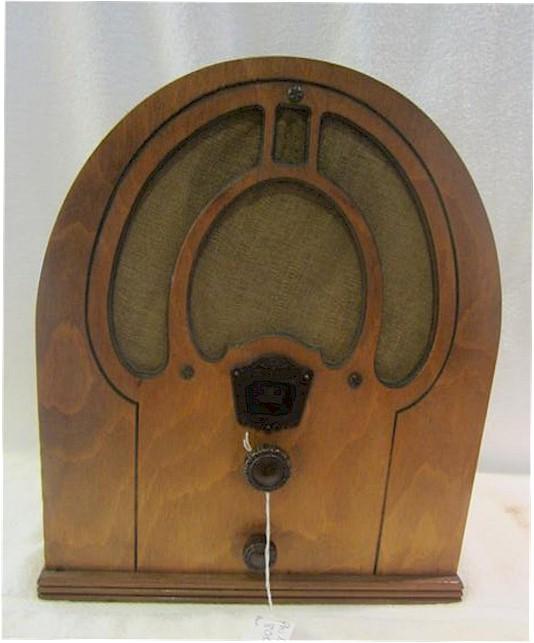 Philco 80 Cathedral