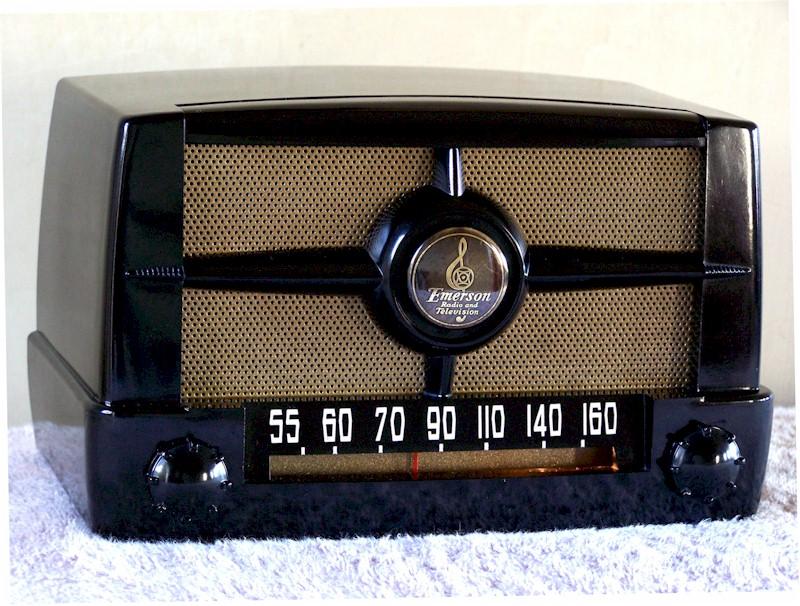 Emerson 587B (1949)