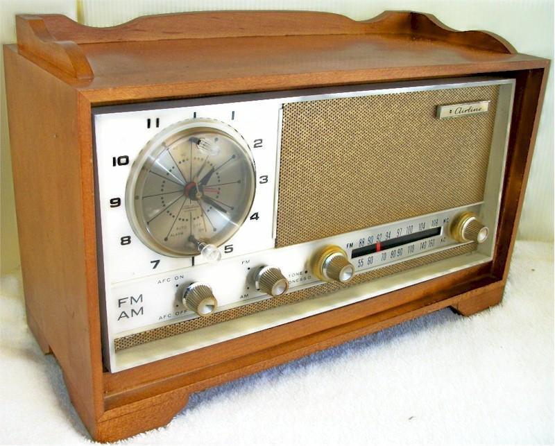 Airline 1812A Clock Radio (1955?)
