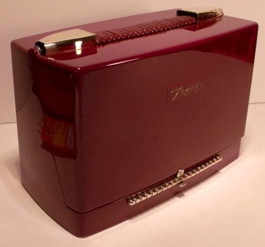 Zenith 4G800Z "Zenette" Portable (1948)