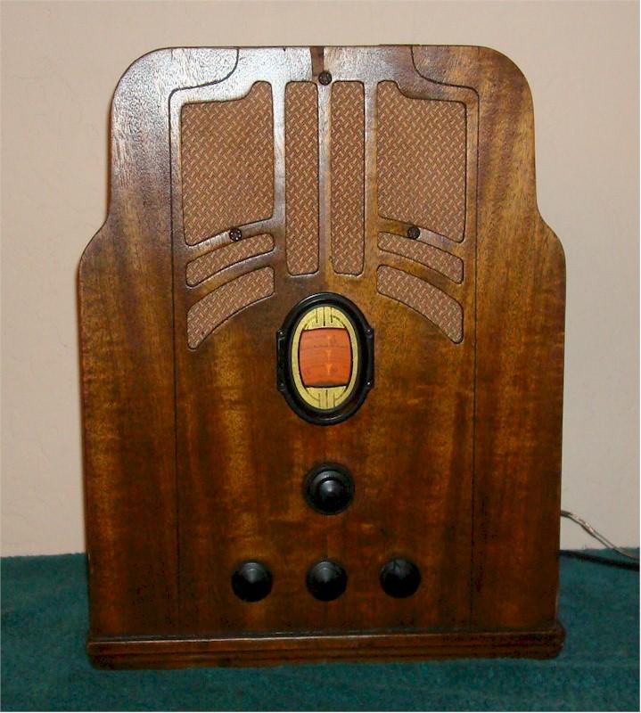 Philco 610 Tombstone (1936)