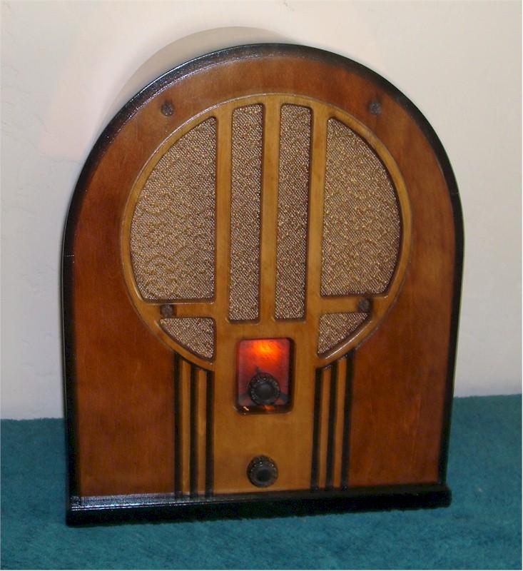 Philco 84B Cathedral (1934)