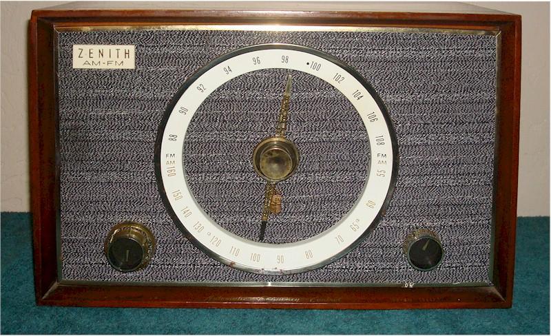 Zenith C835 AM/FM (1956)