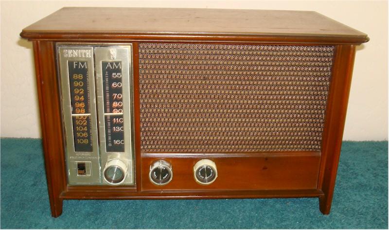 Zenith X334 AM/FM (1959)