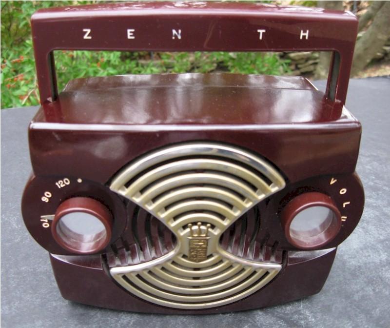 Zenith K412-R "Owl Eyes" Portable (1953)