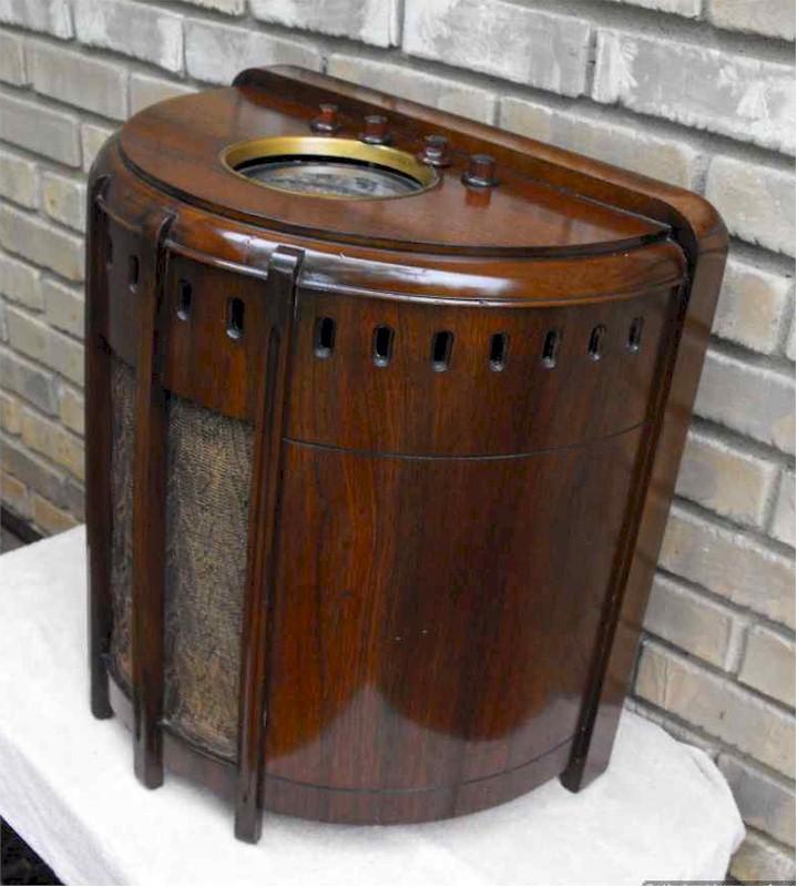 Zenith 6-S-238 Chairside (1939)