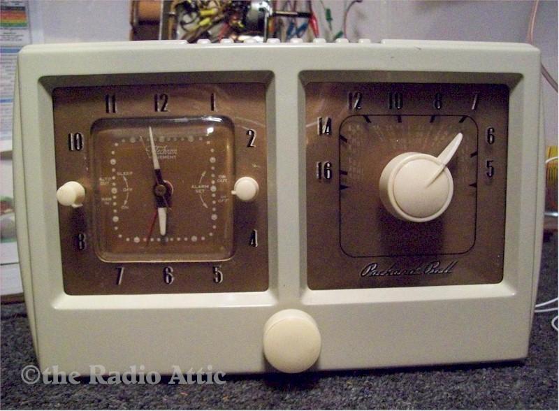 Packard-Bell 532 Clock Radio
