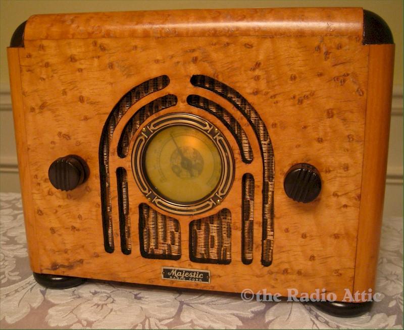 Majestic Mantel Radio (1935)