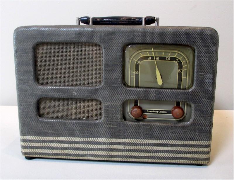 Stromberg-Carlson 402-H Portable (1939)