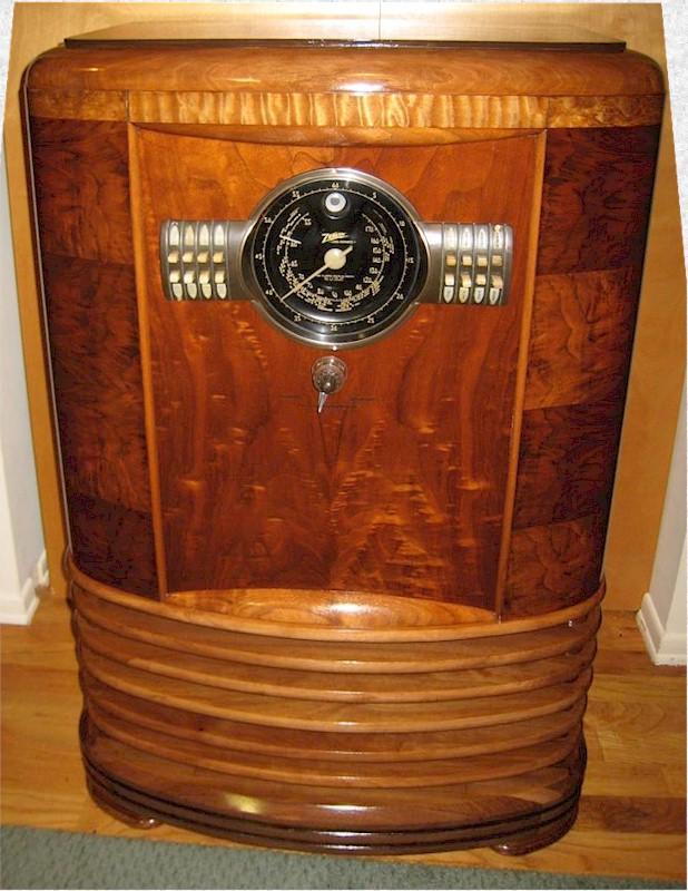 Zenith 9-S-367 Console (1939)