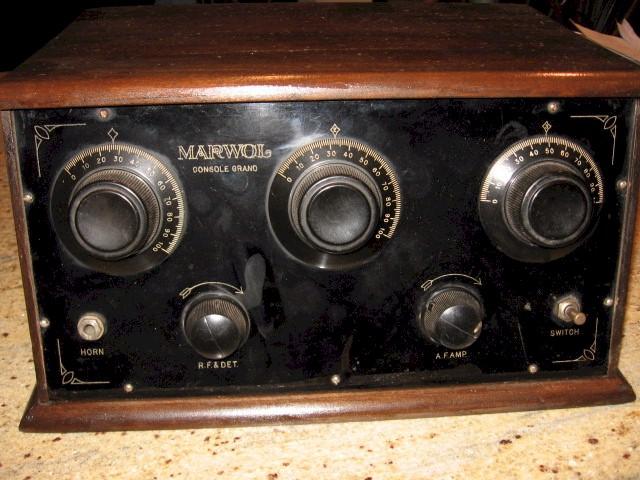 Marwol Console Grande DC Radio