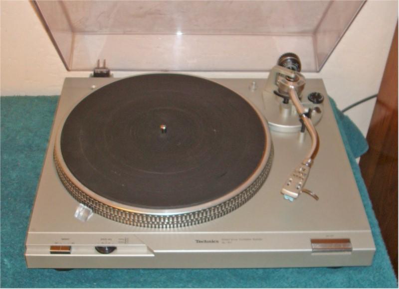 Technics SL-D1 Turntable (1980)