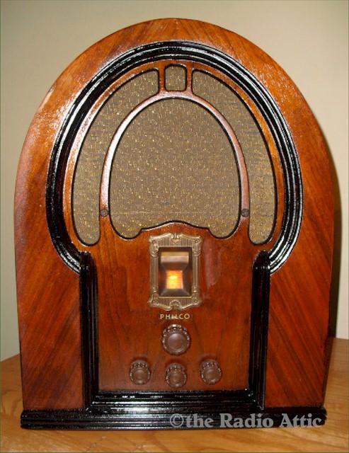 Philco 19 cathedral (1933)