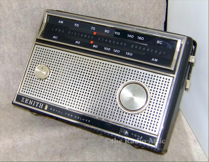 Zenith Royal 755 Portable