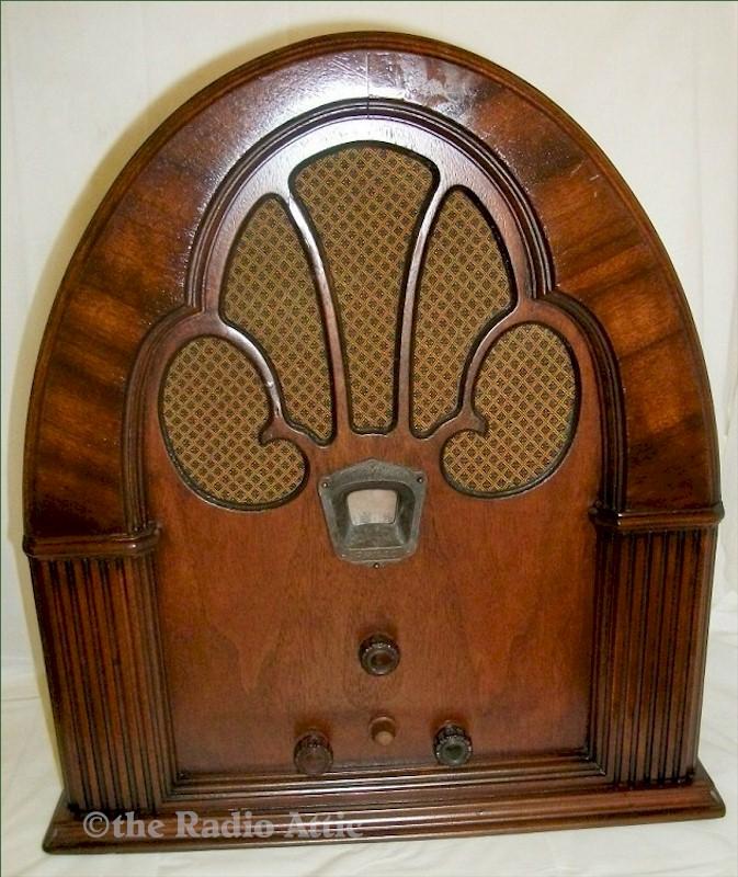 Philco 70 Cathedral (1931)