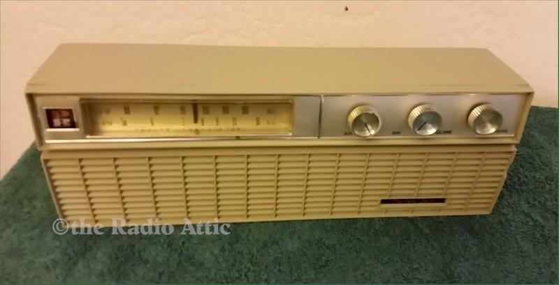 Packard-Bell AM/FM "Gilligan's Island Radio"