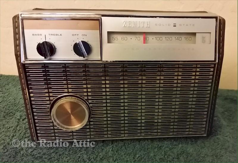 Zenith R73J2 Portable (1970)