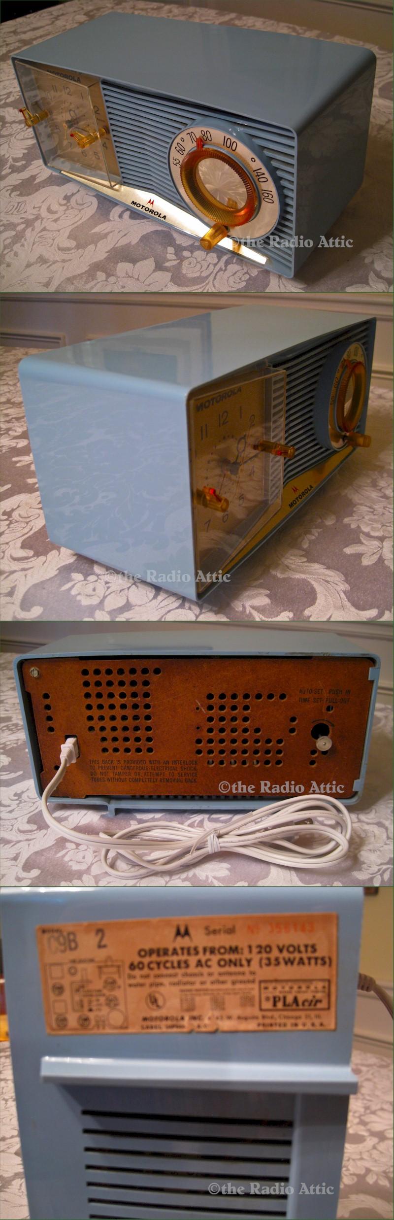 Motorola C9B2 Clock Radio (1959)