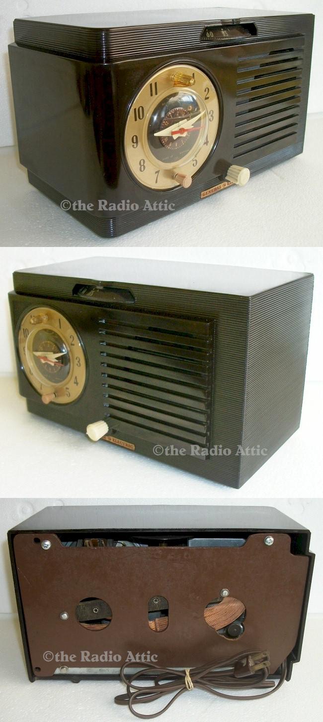 General Electric 512F Clock Radio (1951)