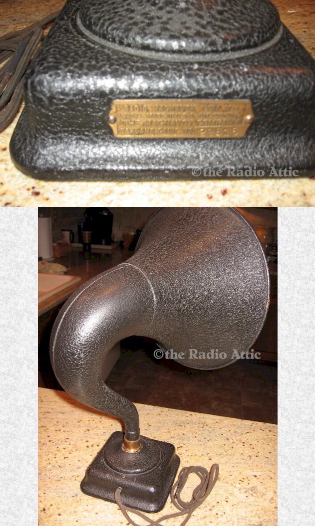 Magnavox M-4 Horn Speaker