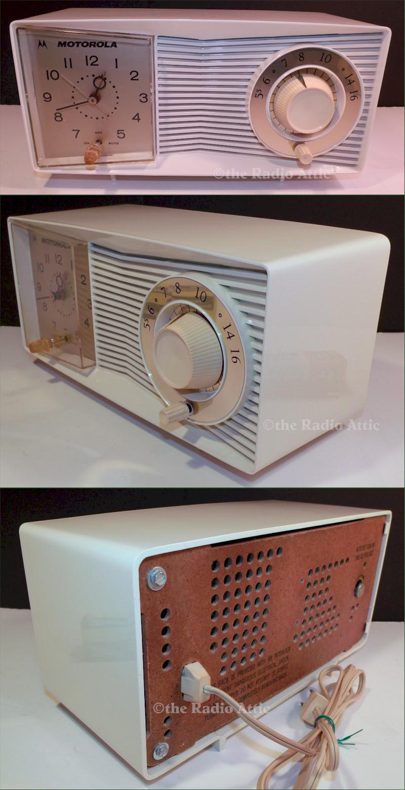 Motorola C15WK-32 Clock Radio (1950s)