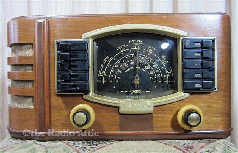 Zenith 7-S-633 (1942)