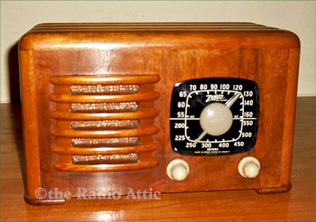 Zenith 6-D-525 "Toaster" (1941)