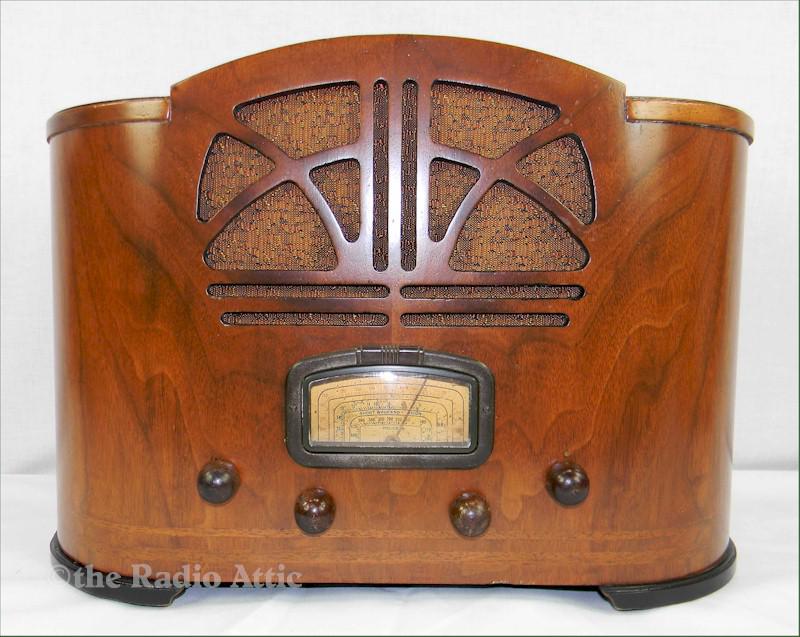 Emerson 107 "Duotone" with Ingraham Cabinet (1936)