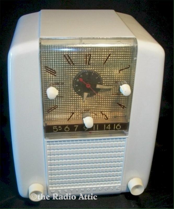 Westinghouse H398T5 Clock Radio (1954)