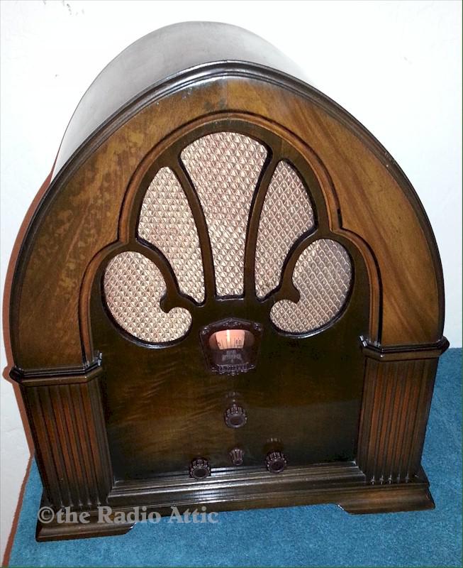 Philco 90 Cathedral (1931)