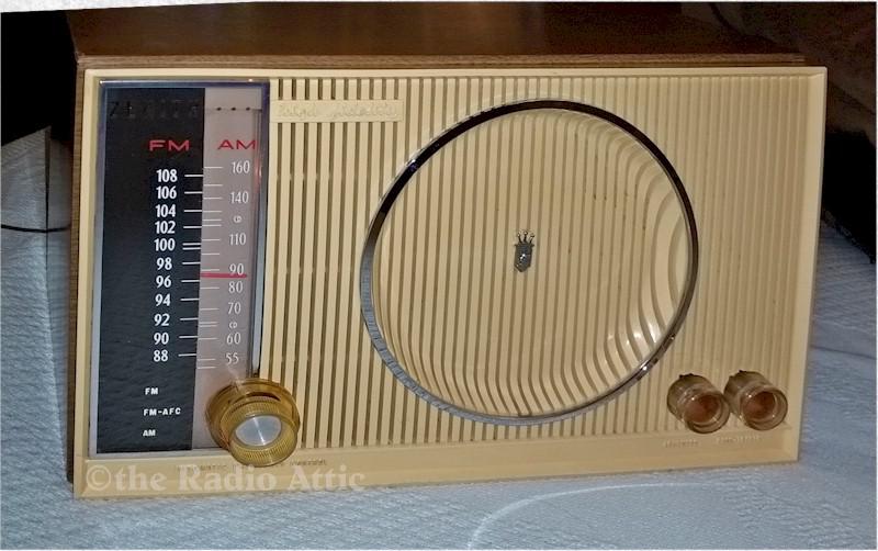 Zenith H845 AM/FM (1964)