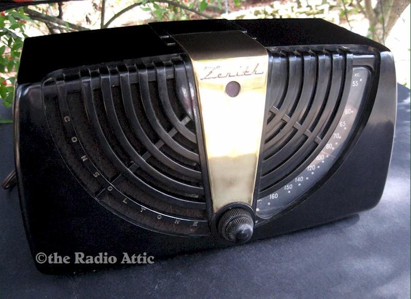 Zenith 6-D-015 "Consoltone" (1946)