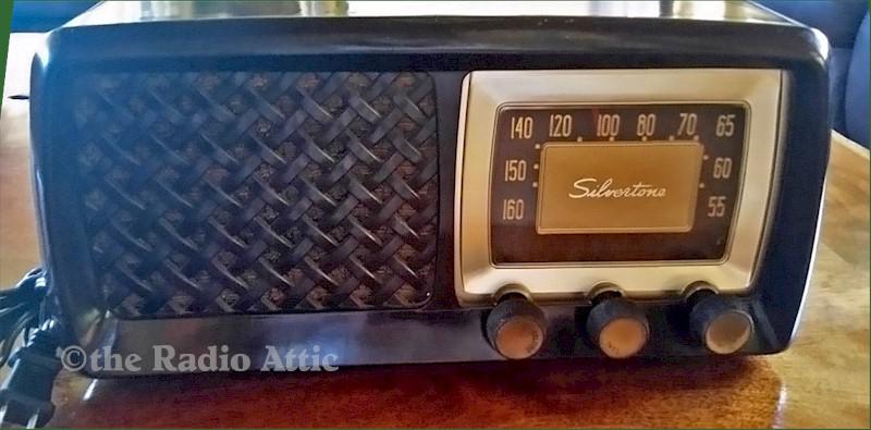 Silvertone Radio (1956)