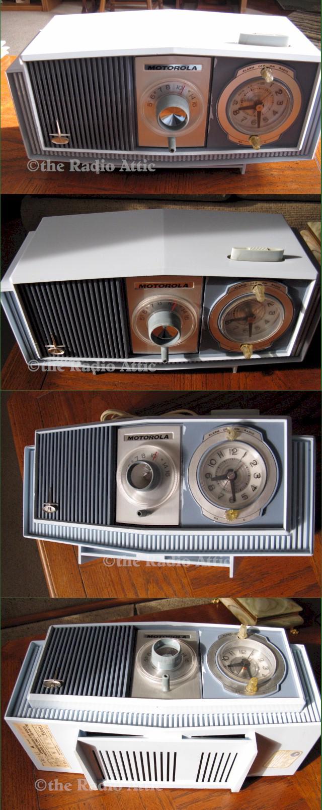 Motorola C4B-1-43 Clock Radio