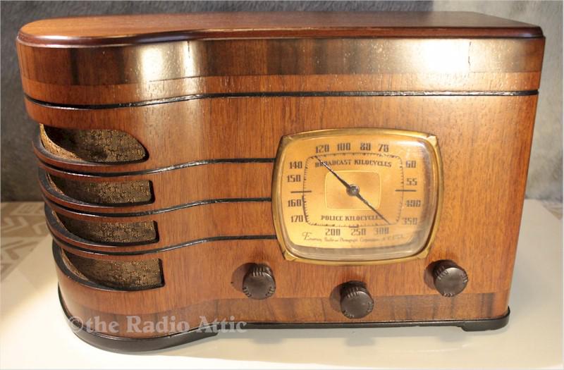 Emerson R-153 w/Ingraham Cabinet (1937)