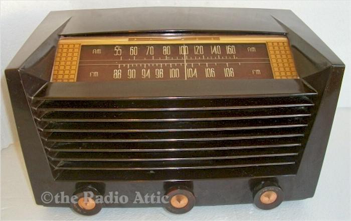 Philco 52-944 AM/FM (1952)