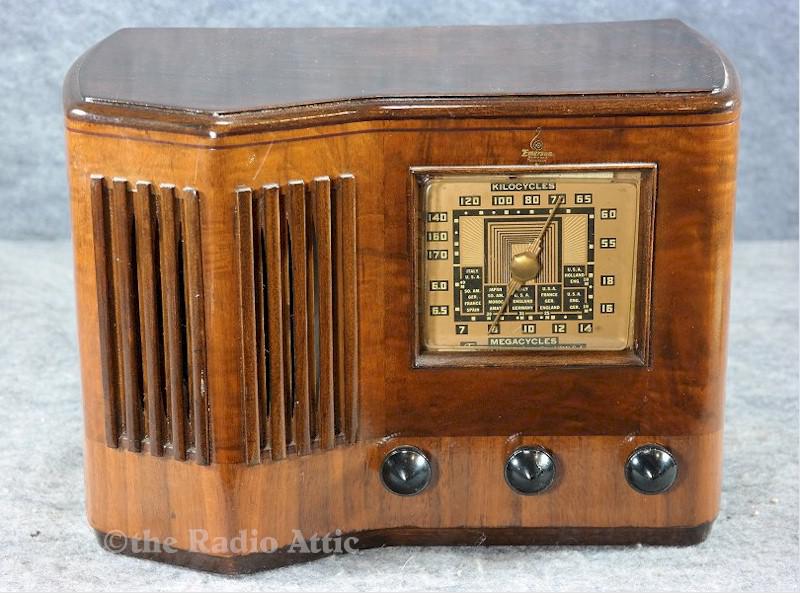 Emerson CS-272 w/Ingraham Cabinet (1939)