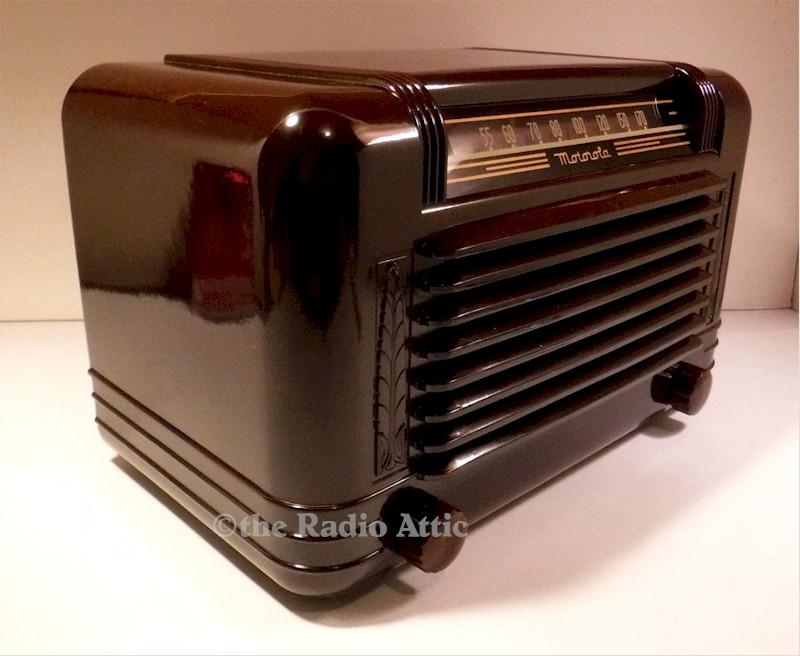 Motorola 65X11-A (1946)