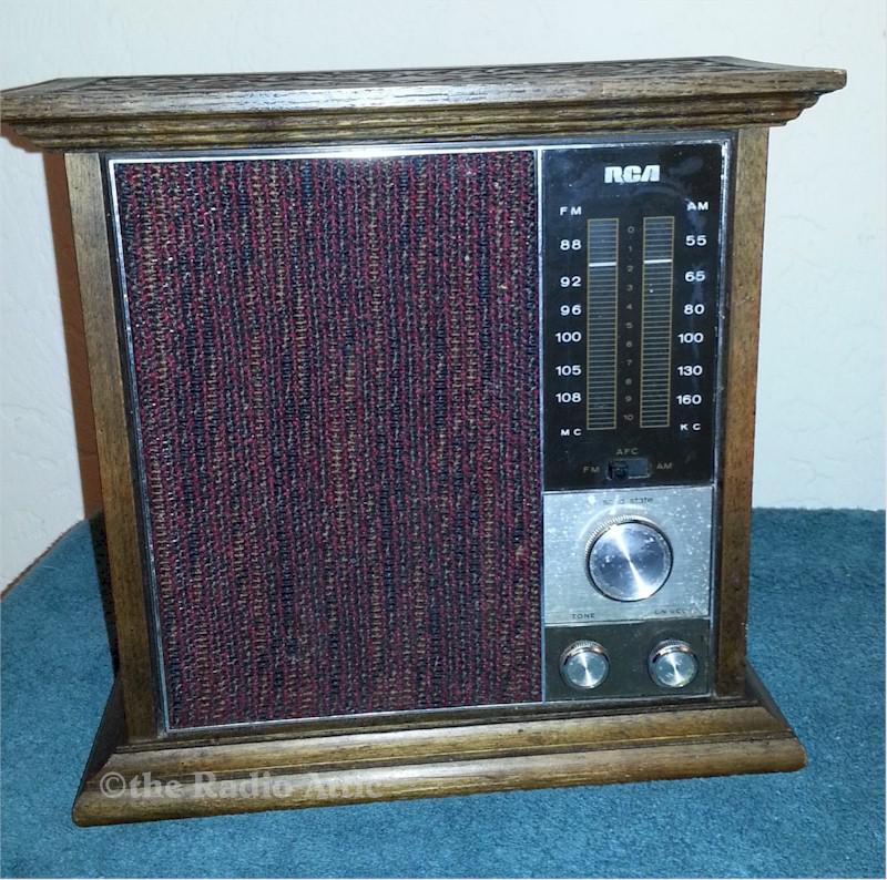 RCA RZC261S AM/FM