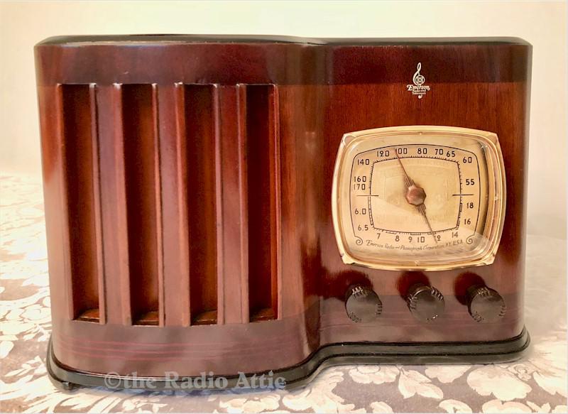 Emerson AM-169 w/Ingraham Cabinet (1937)