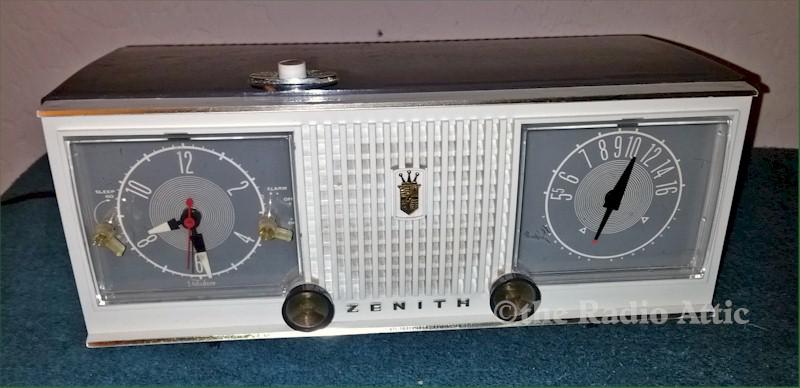 Zenith C519 Clock Radio