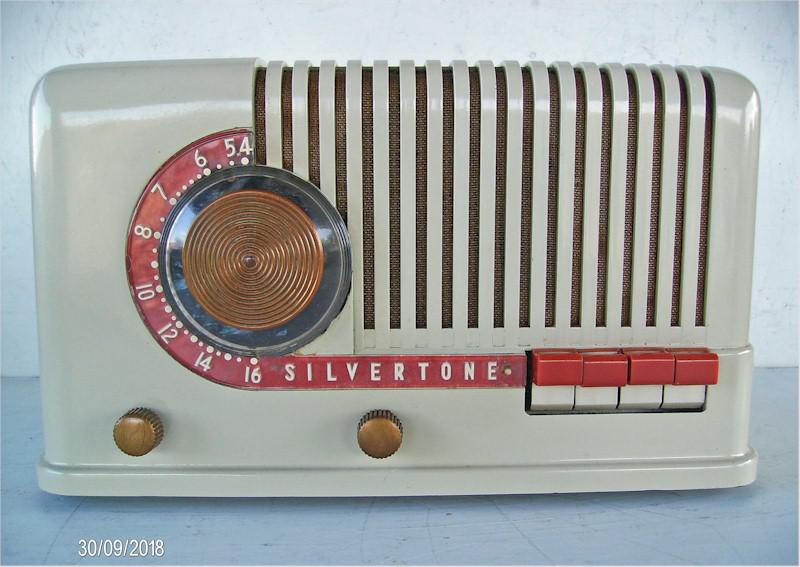 Silvertone 3411 "Candy Cane" (1940)