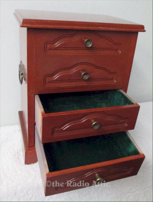 Guild Jewelry Box (1950)